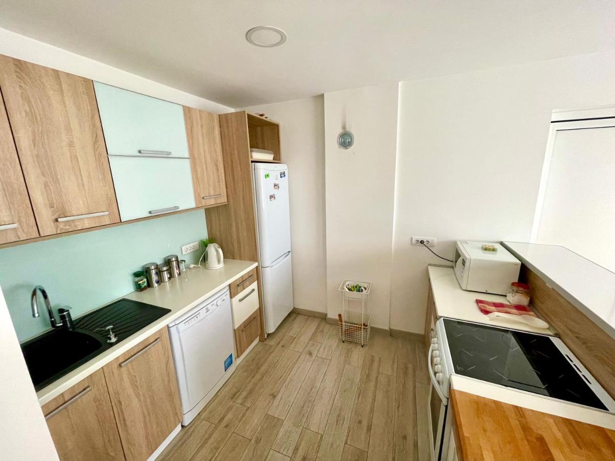 Cozy Apartments In Belgrade, Cukarica, Zeleznik, Free Parking And Wifi Exteriér fotografie