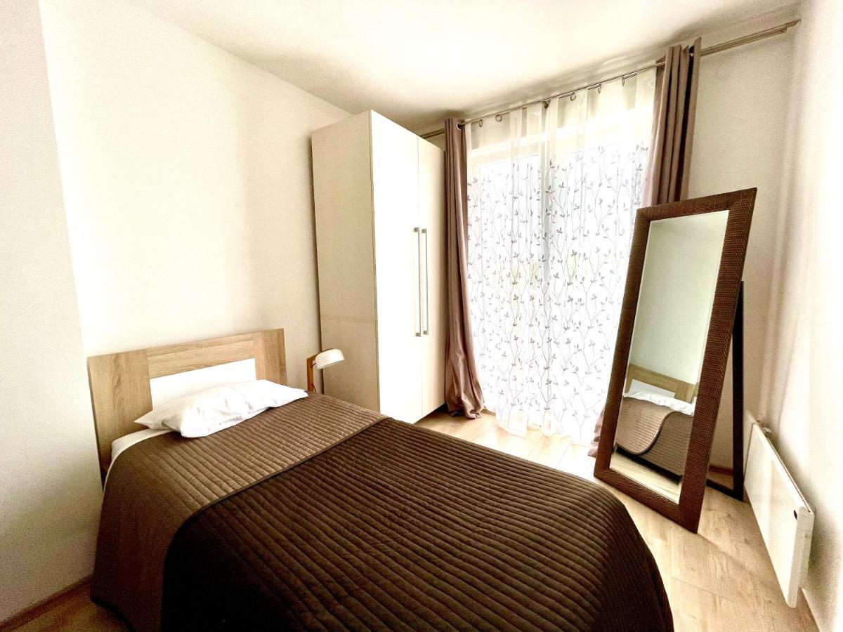 Cozy Apartments In Belgrade, Cukarica, Zeleznik, Free Parking And Wifi Exteriér fotografie