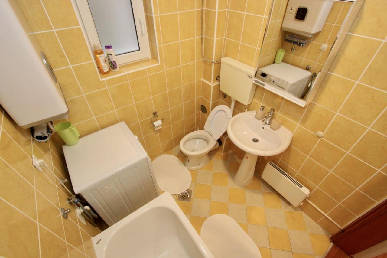 Cozy Apartments In Belgrade, Cukarica, Zeleznik, Free Parking And Wifi Exteriér fotografie